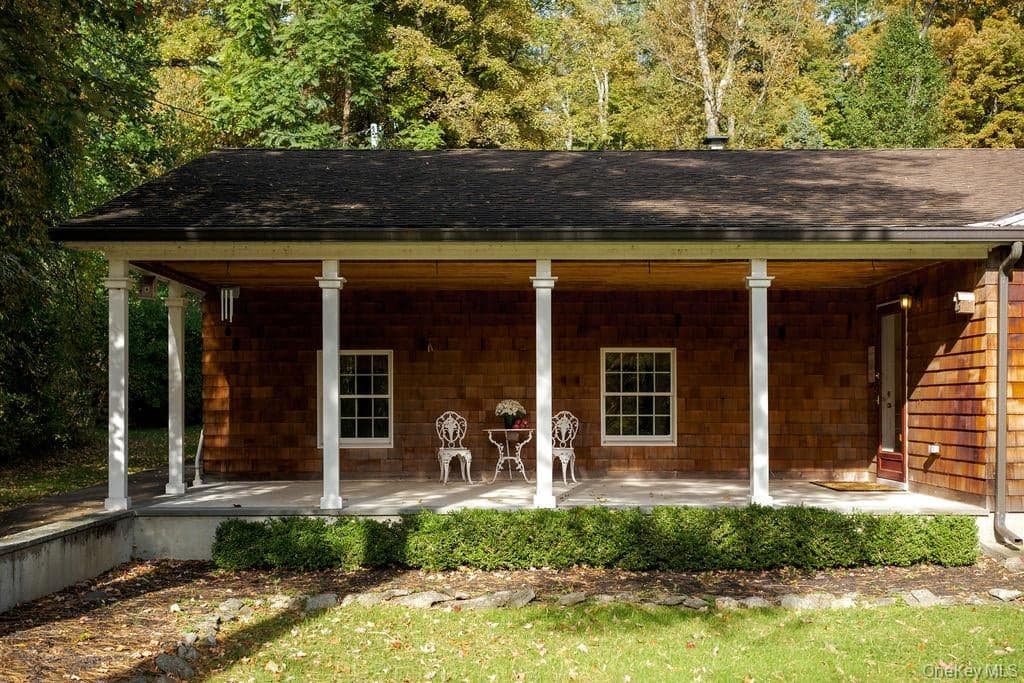 347 Spring Lake Road RD thumbnail 2