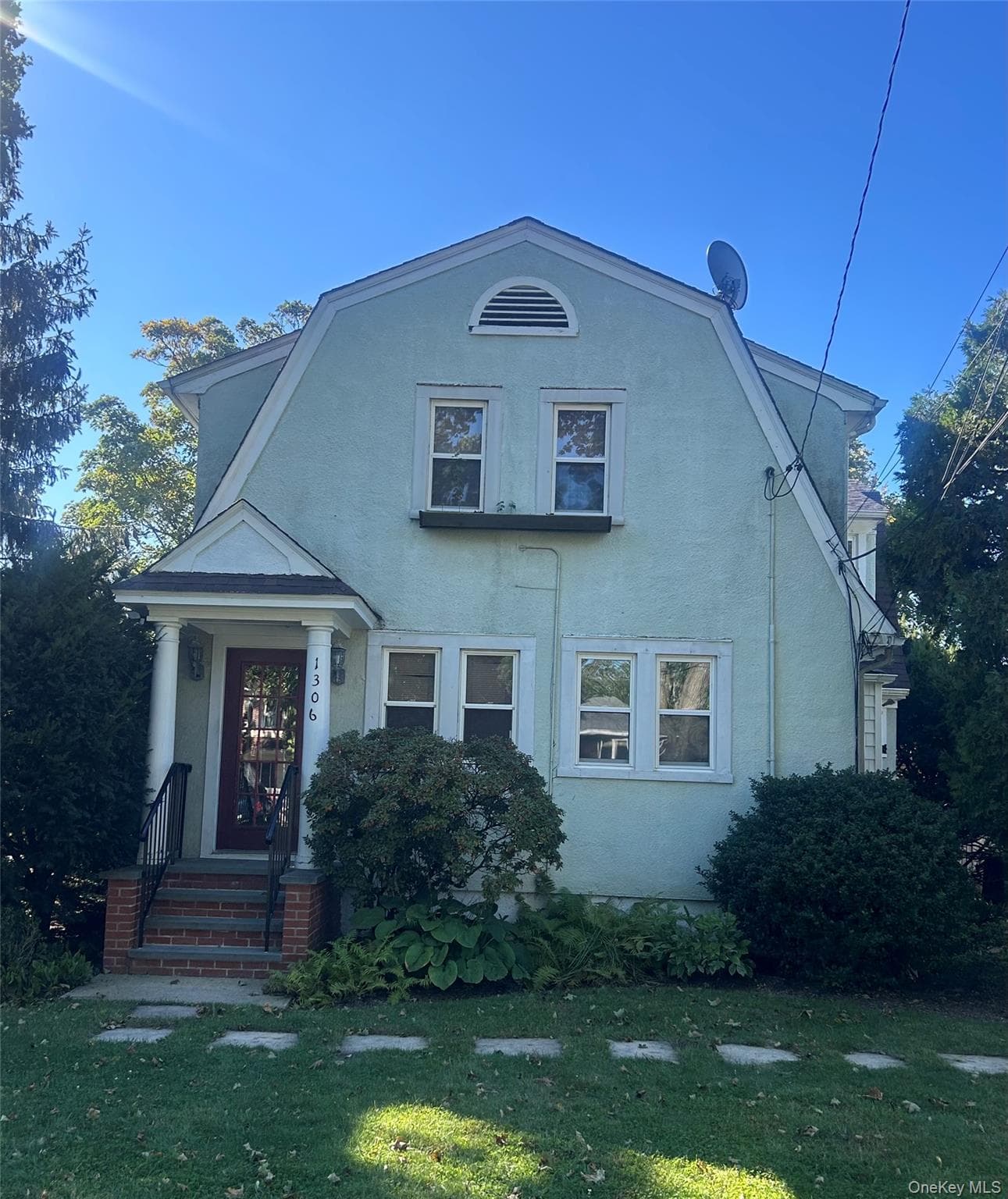 1306 Potter Boulevard, Bay Shore