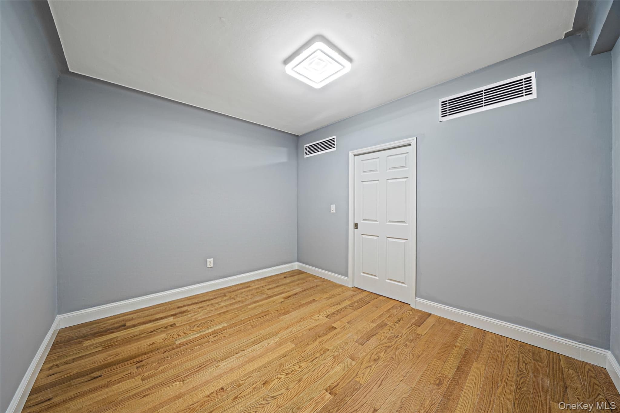 3131 54th Street St Unit: 3K thumbnail 16