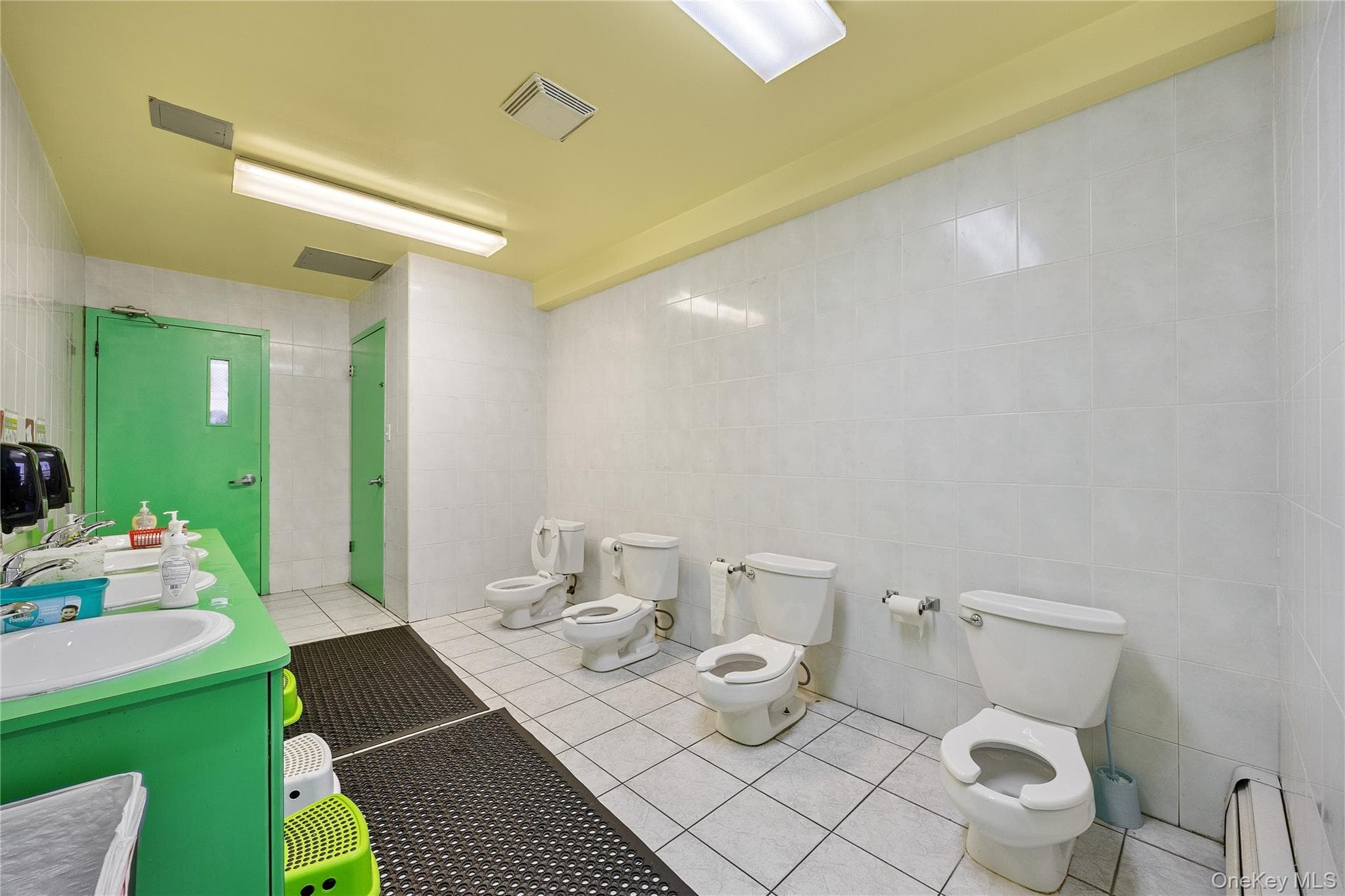 880 60th Street Unit: 1A thumbnail 12