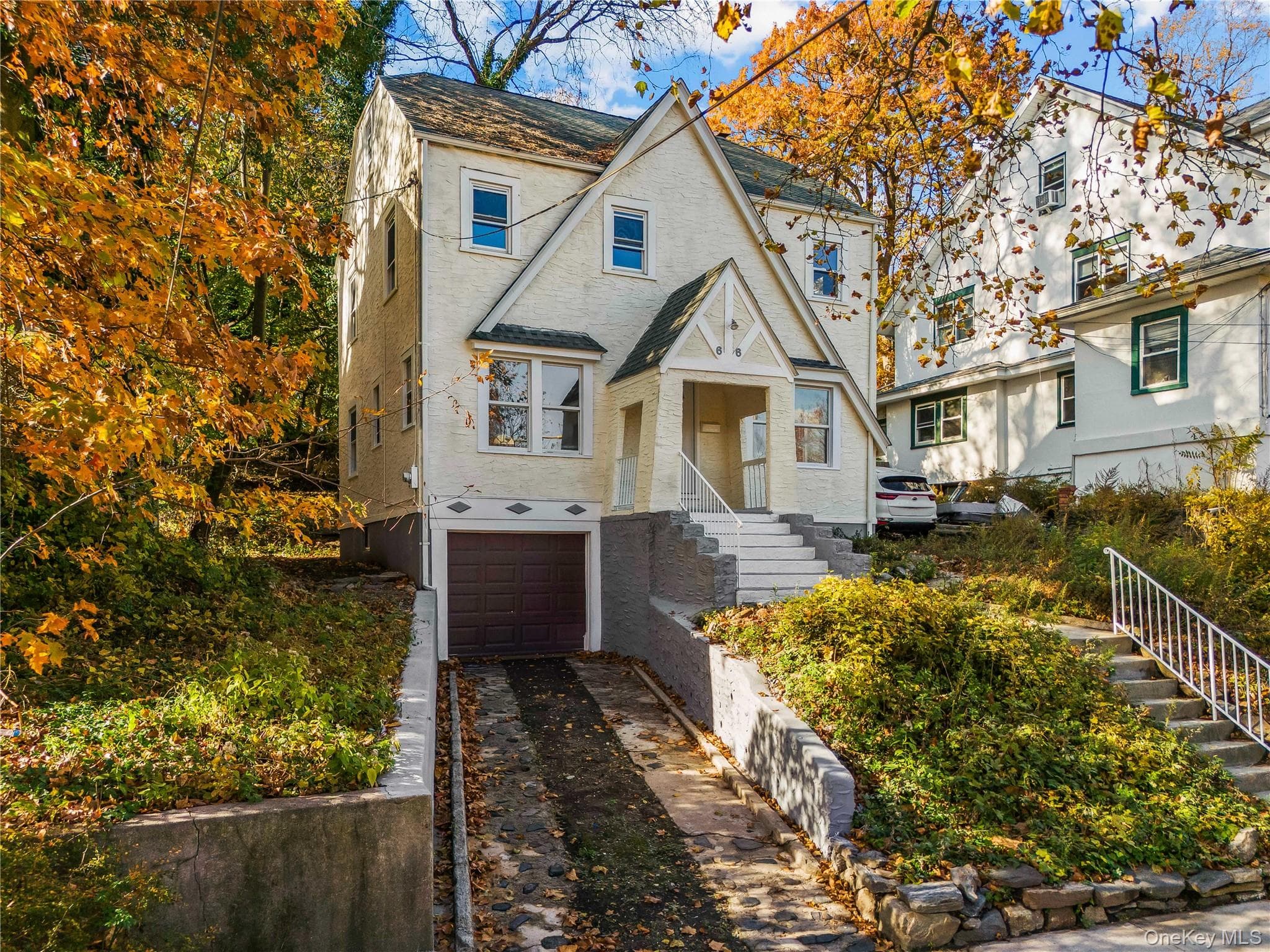 66 Hutchinson Boulevard, Mount Vernon