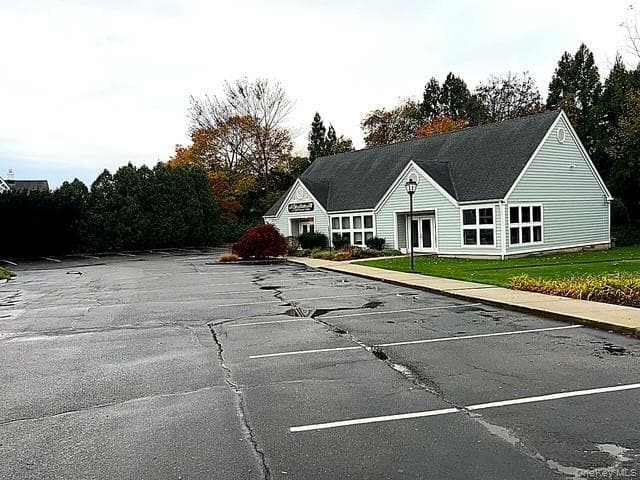487 Main Road Unit: B thumbnail 3