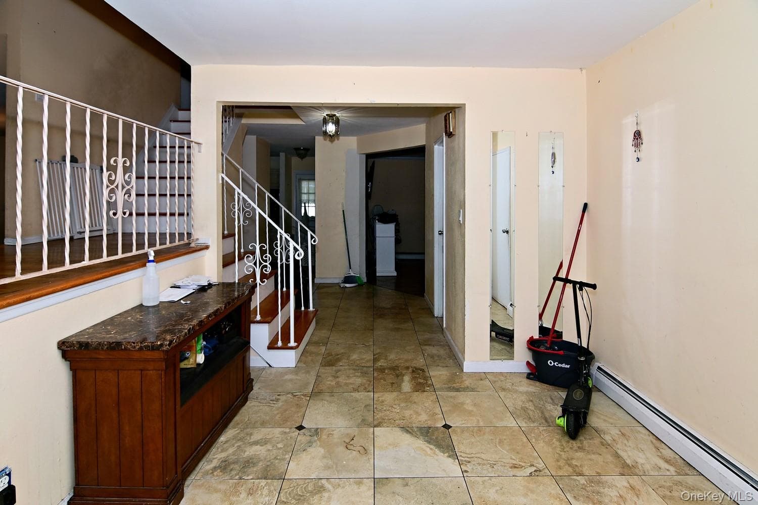 36 E Willow Street thumbnail 2