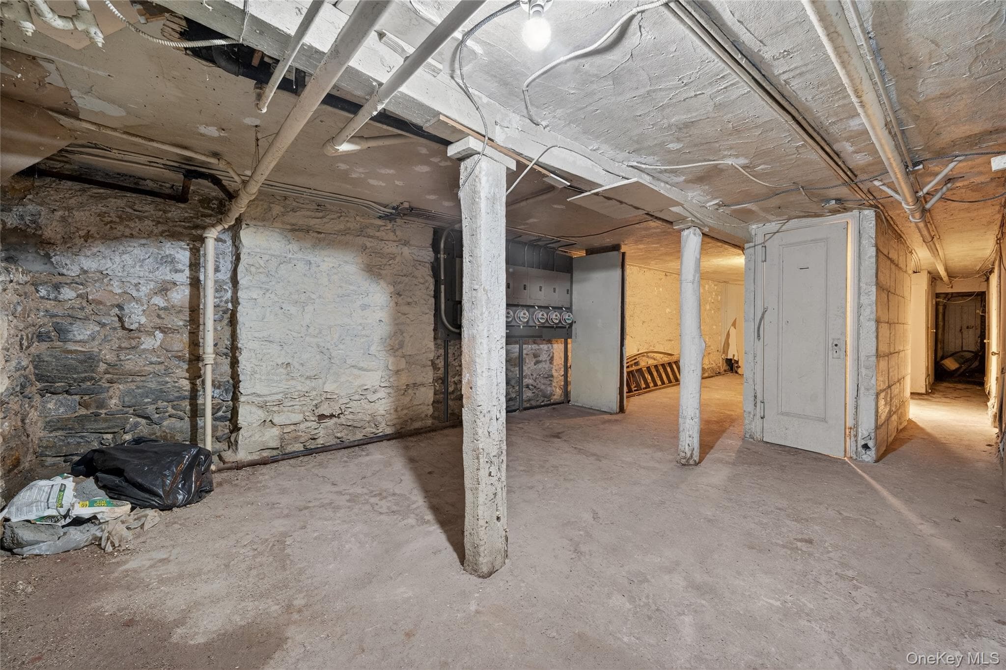 1434 Greene Avenue thumbnail 25