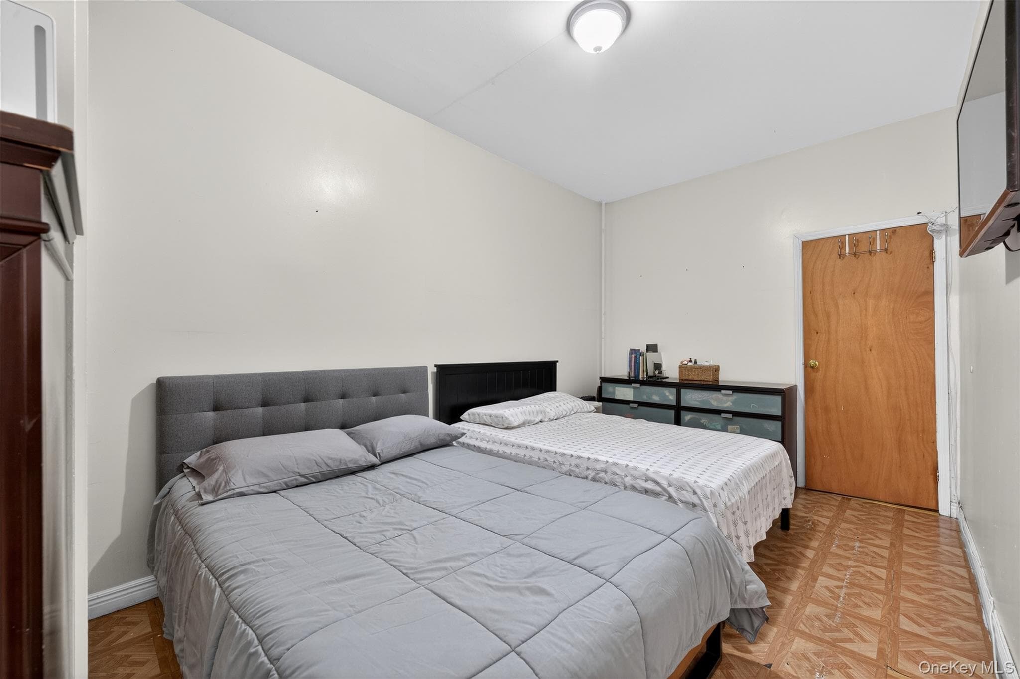 1434 Greene Avenue thumbnail 17