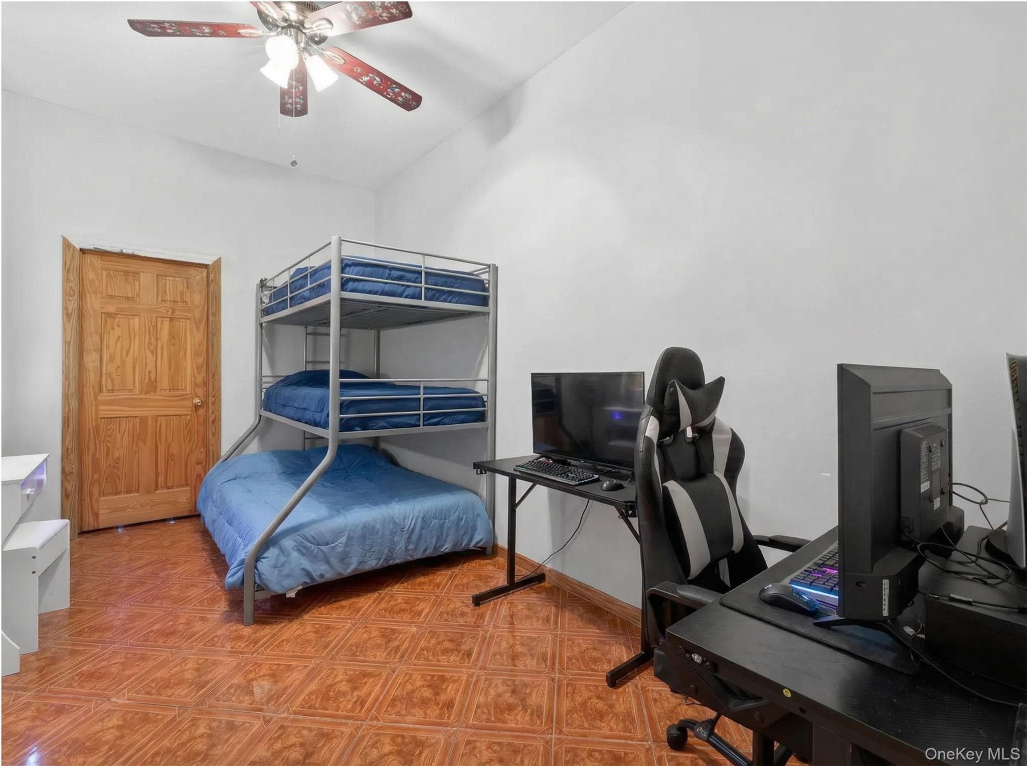 1434 Greene Avenue thumbnail 19