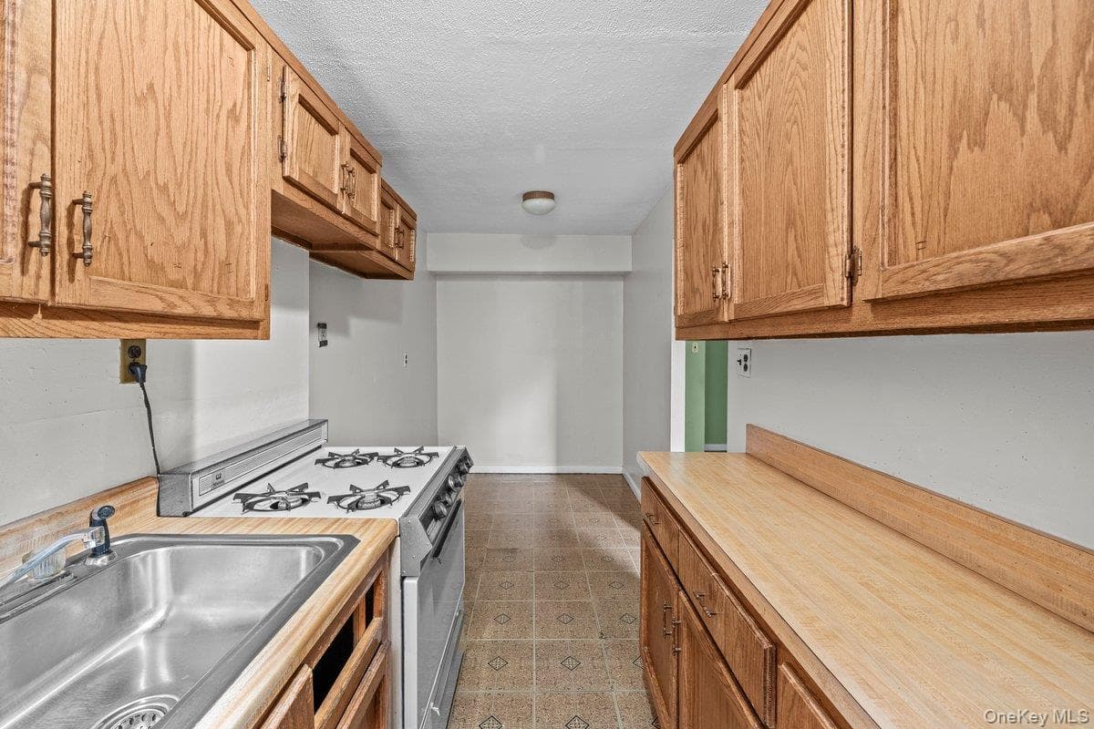 6299 Broadway Unit: C3A thumbnail 8