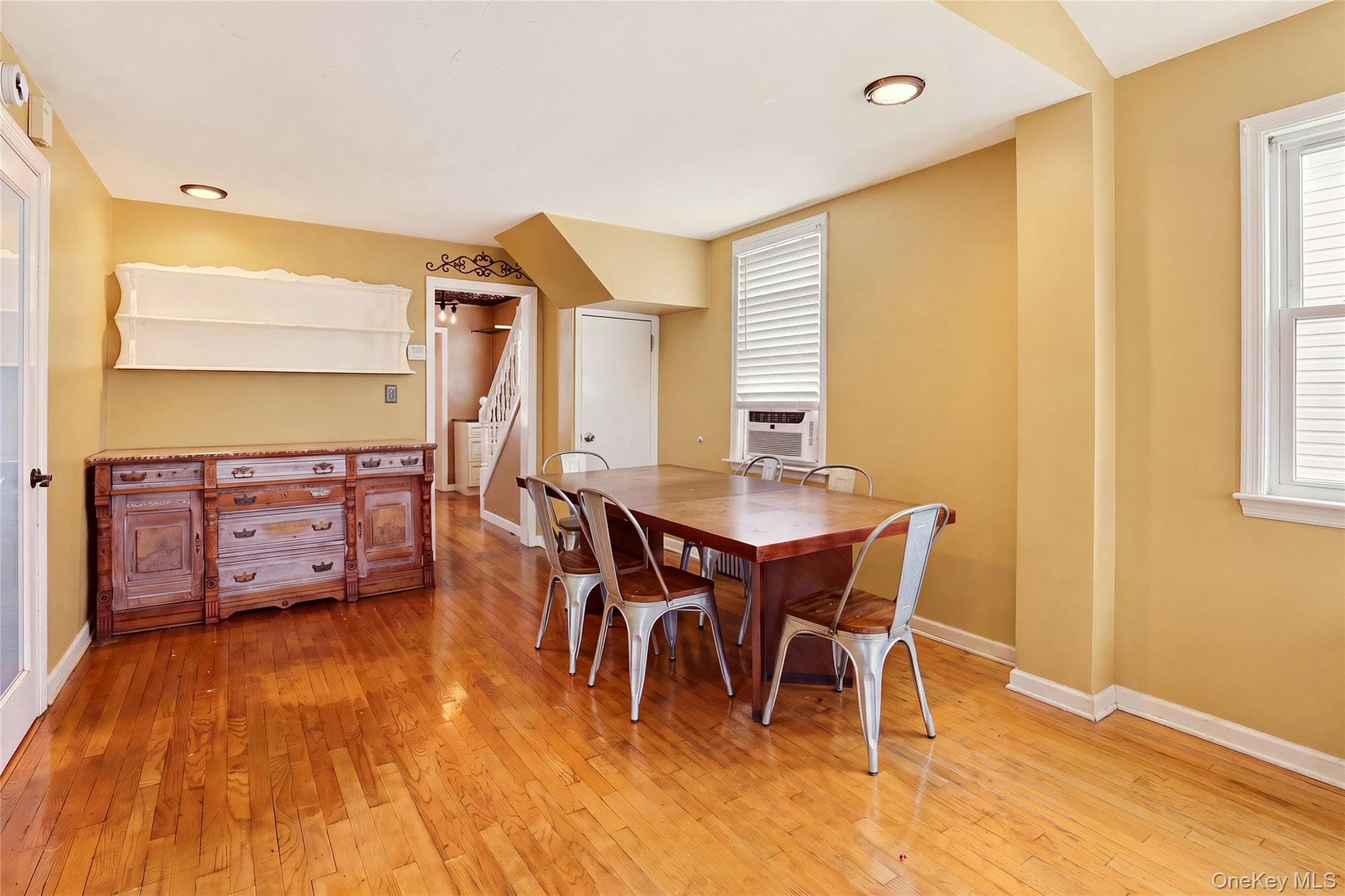 19 Catherine Avenue thumbnail 4