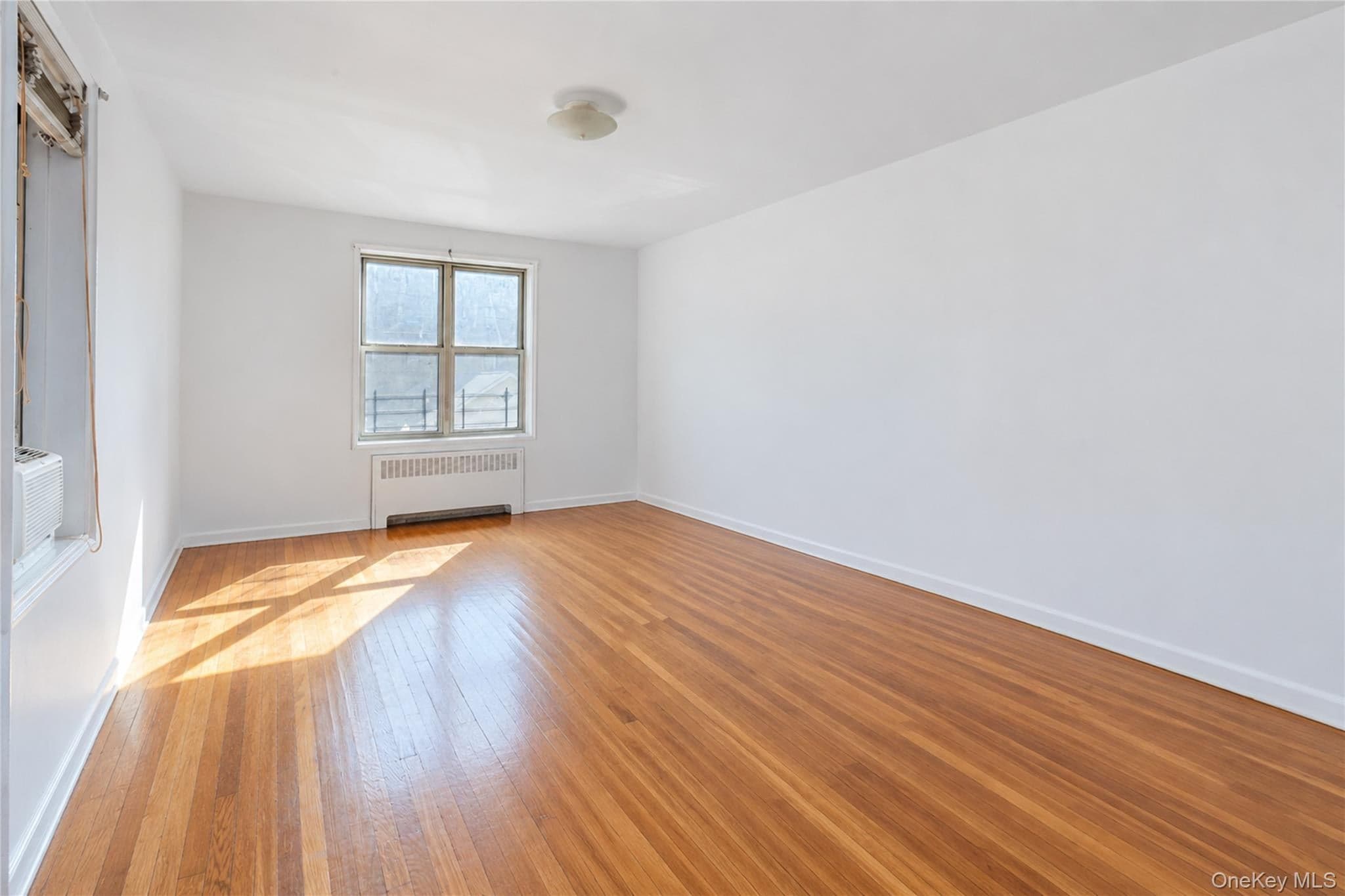 3299 Cambridge Avenue Unit: 4F thumbnail 7