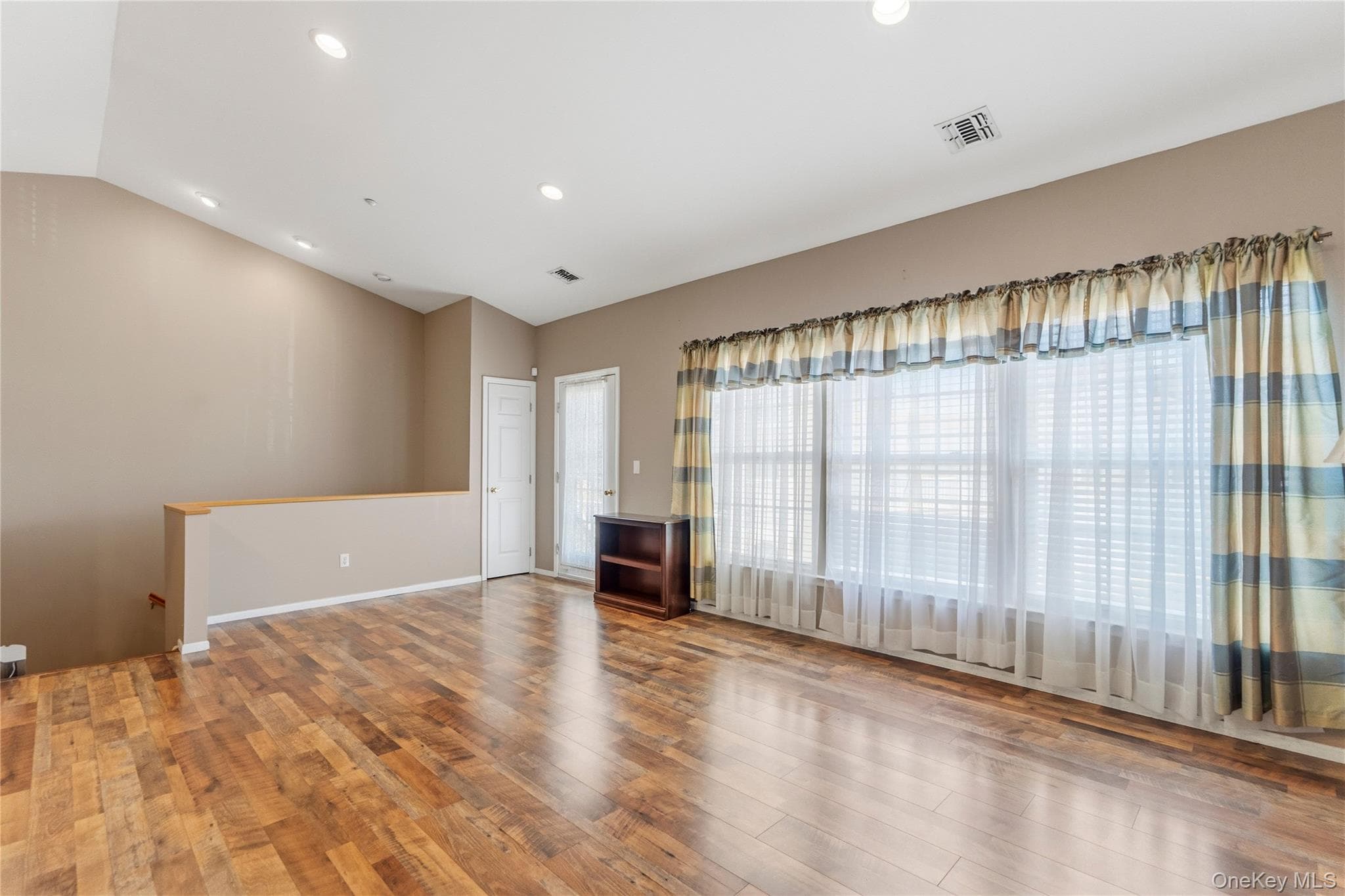 406 Narragansett Villas Drive thumbnail 7