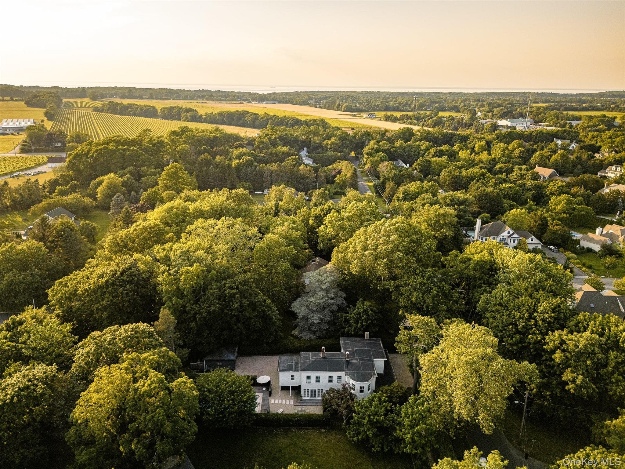 1200 Indian Neck Lane thumbnail 39