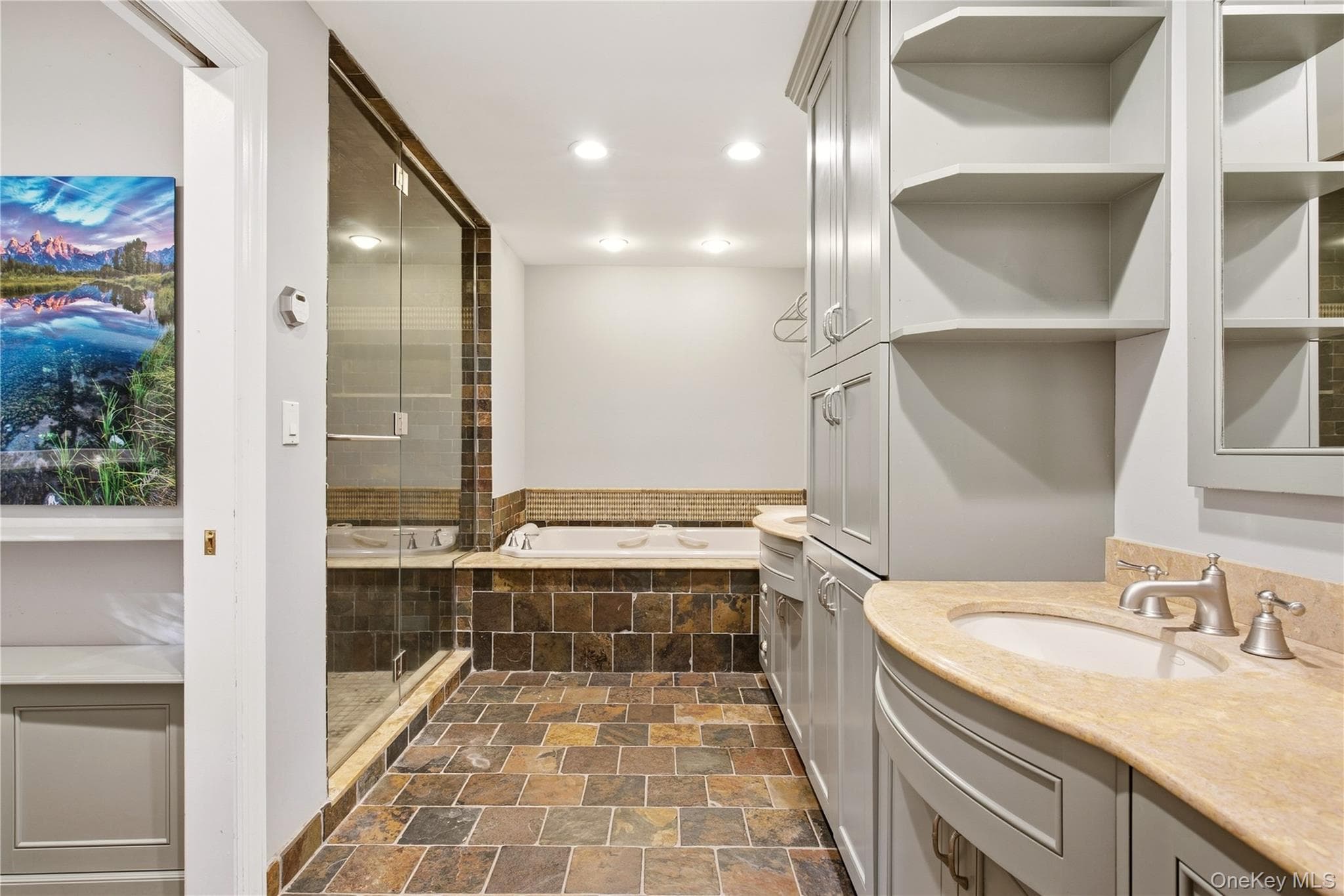 31 Crosby Place thumbnail 20