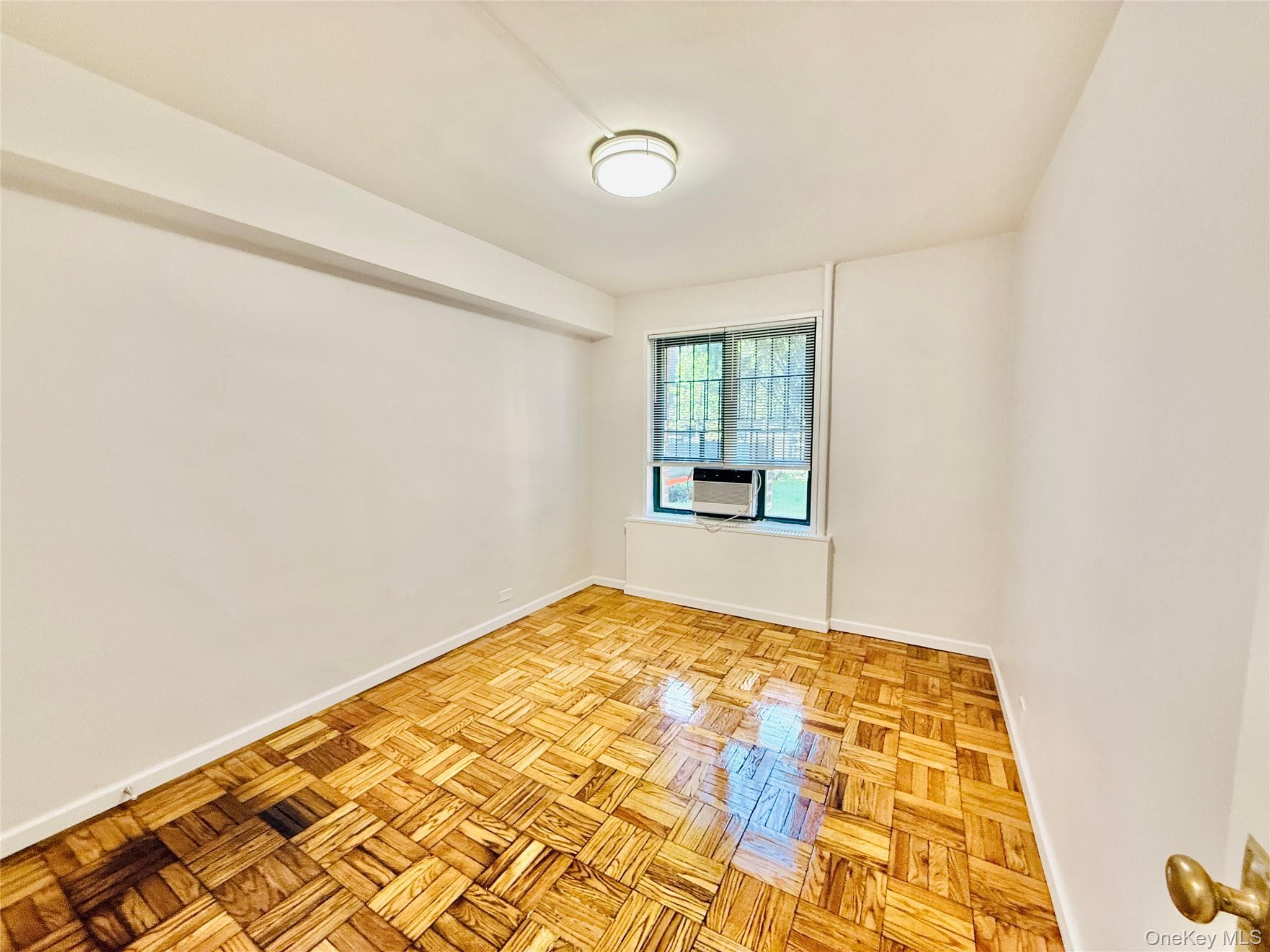 1562 Unionport Road Unit: MD thumbnail 5