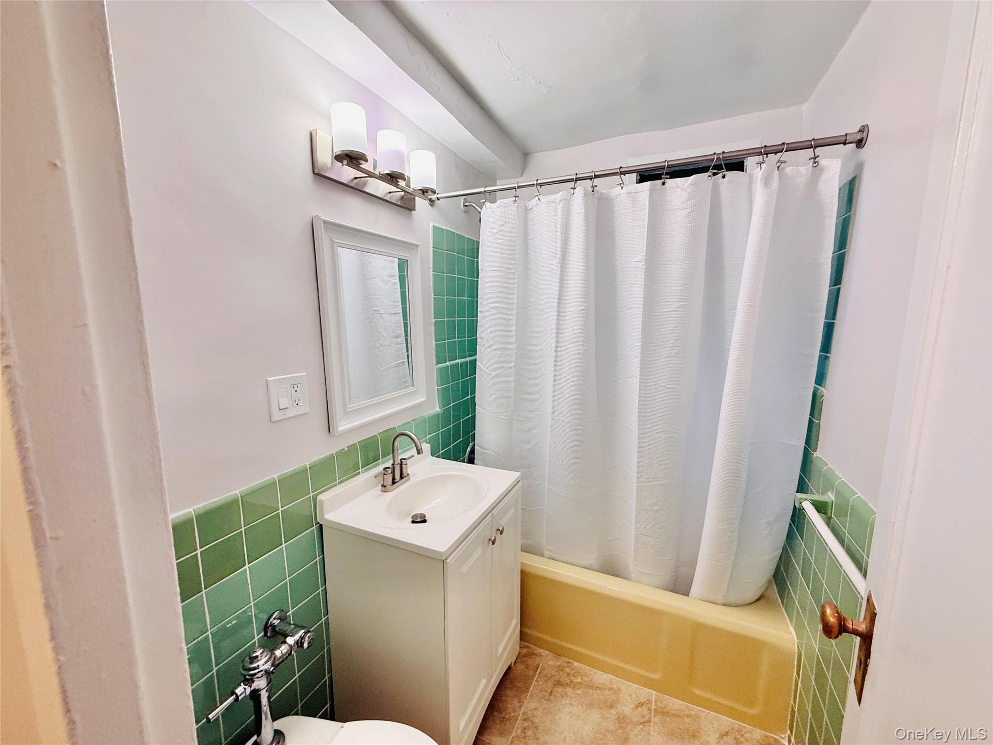 1562 Unionport Road Unit: MD thumbnail 6