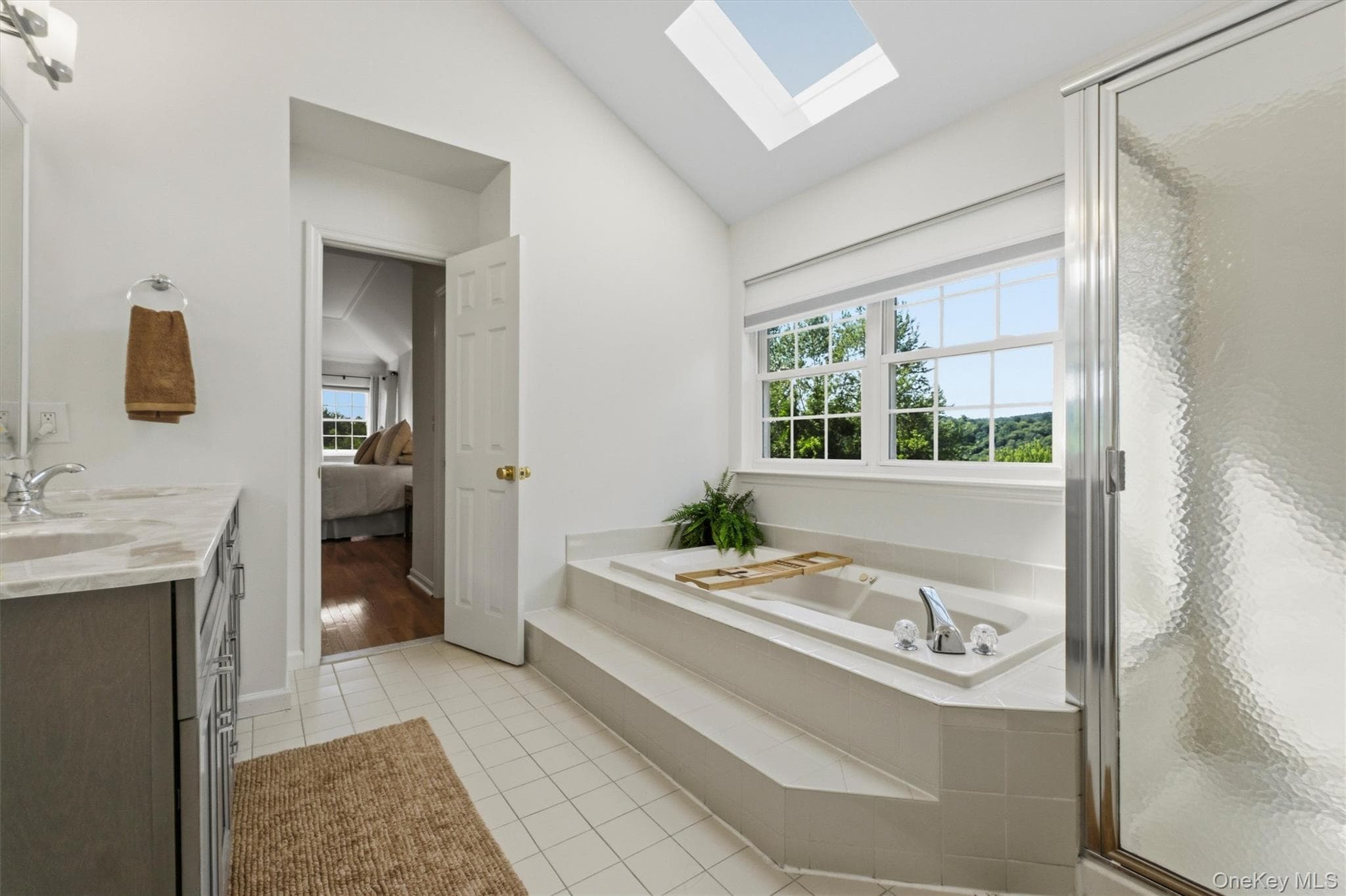 28 E Hill Road thumbnail 24