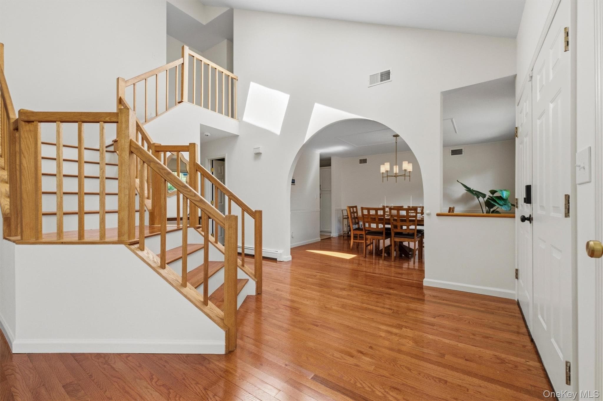 28 E Hill Road thumbnail 10