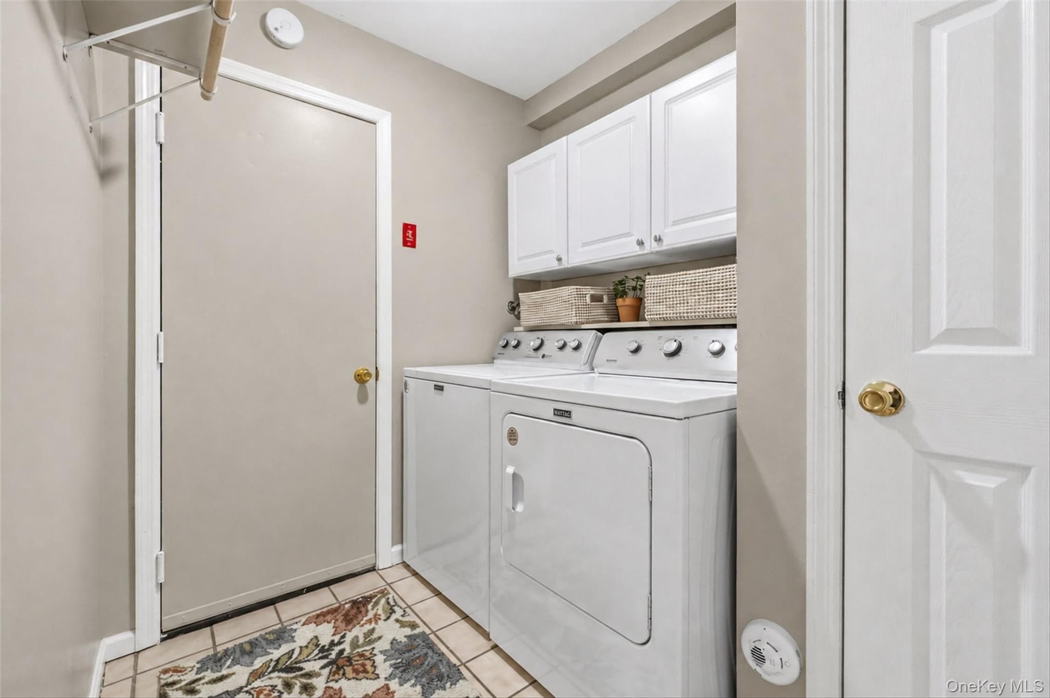 28 E Hill Road thumbnail 19