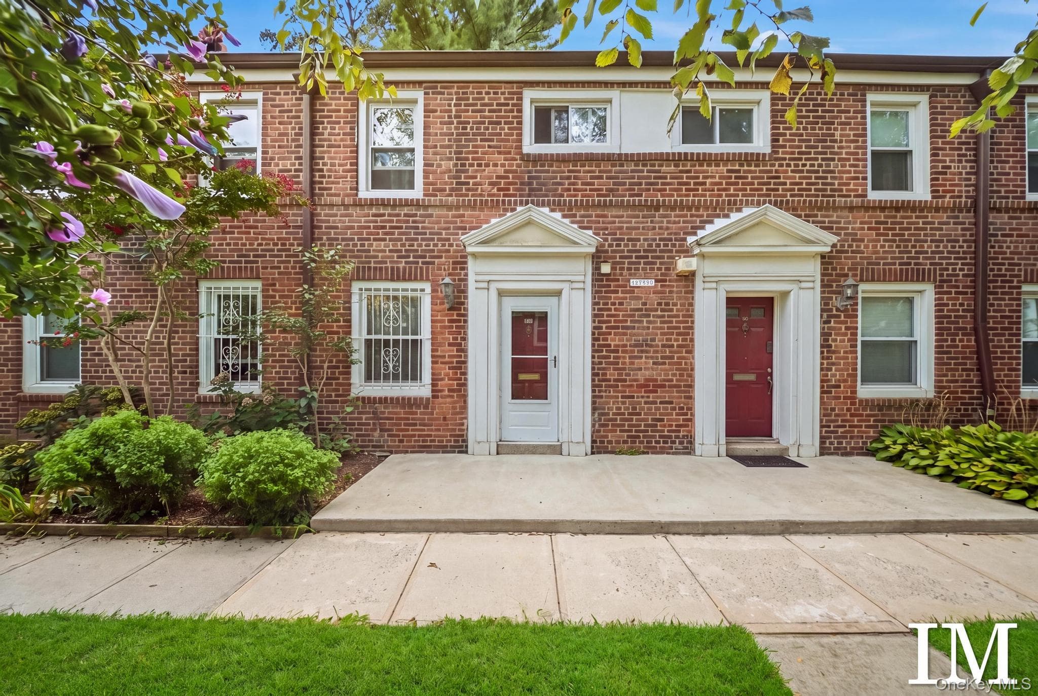 147-47 Charter Road Unit: 22 B, Briarwood