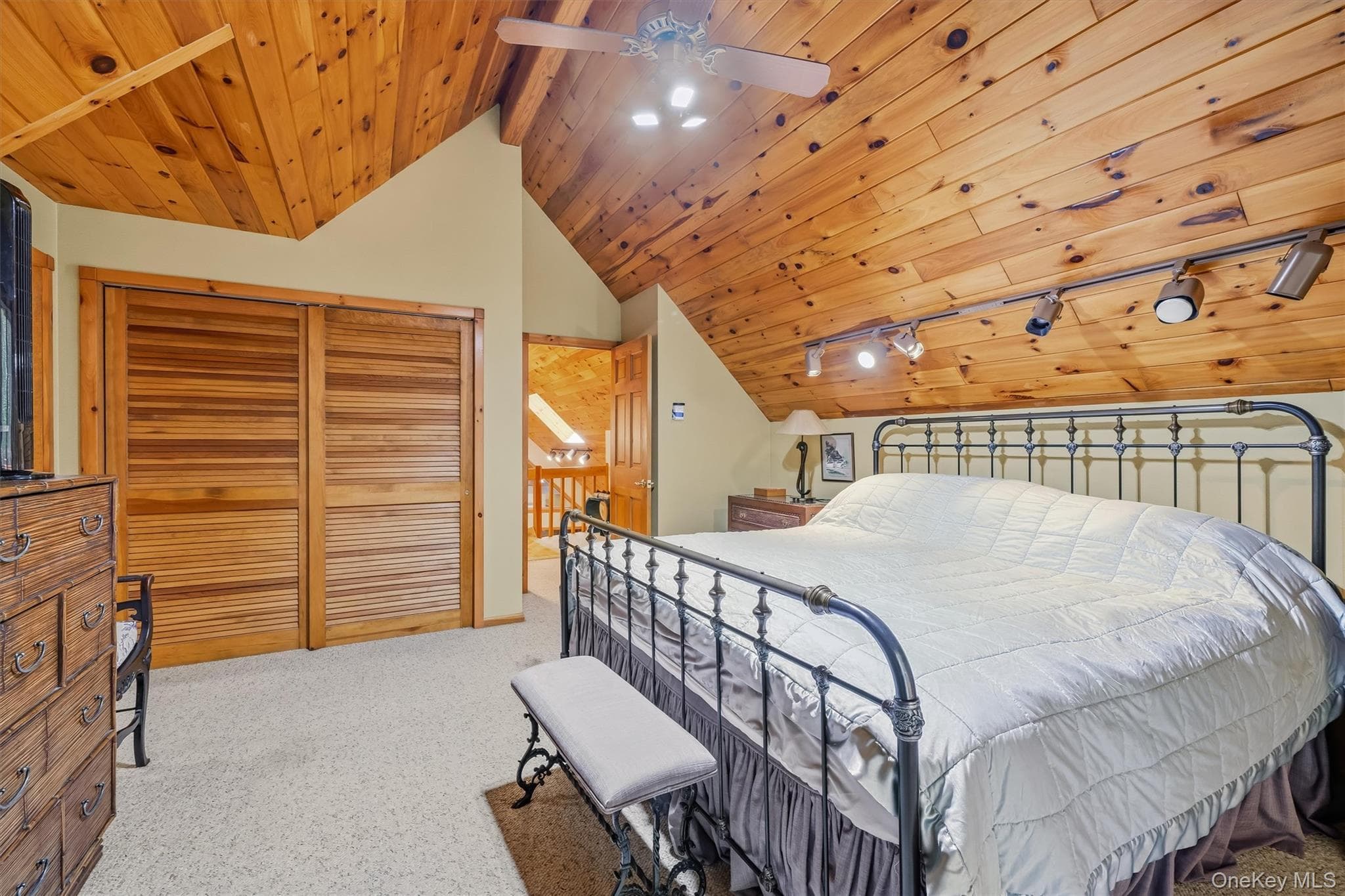 111 Deer Meadow Road thumbnail 32