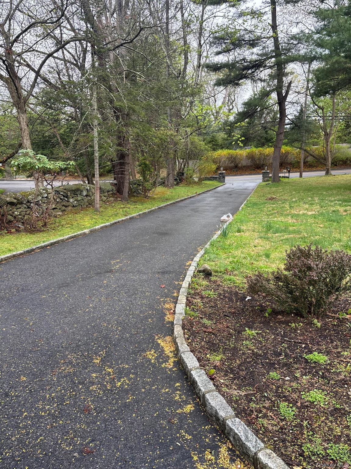58 Quakerbridge Road, Ossining