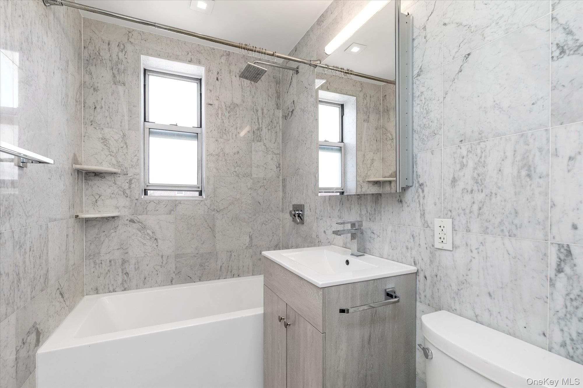 67-12 Yellowstone Blvd Blvd Unit: F18 thumbnail 6