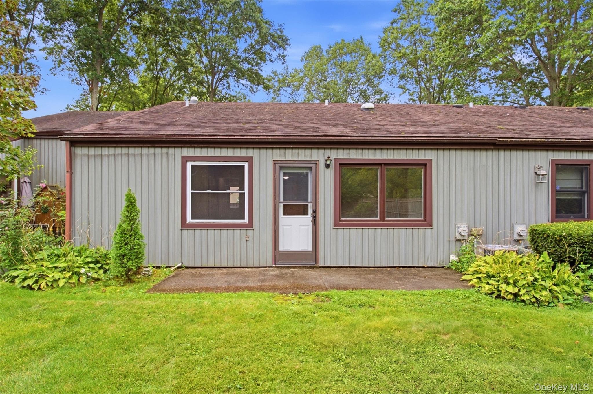 209 Strathmore Gate Drive thumbnail 24