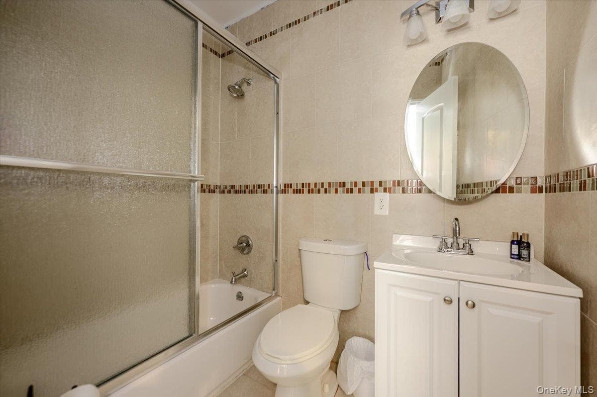 439 E 143 Street thumbnail 12