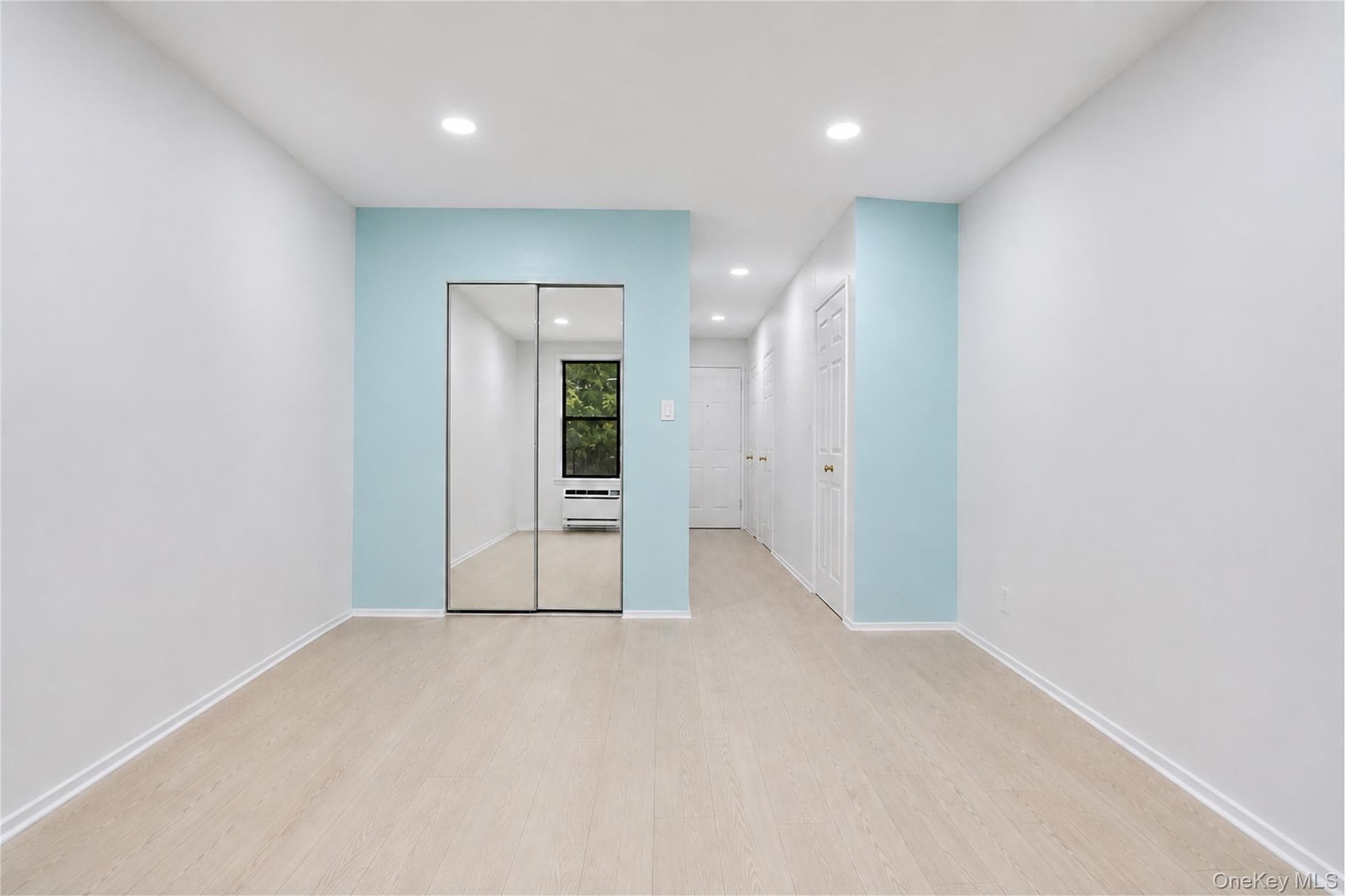 649 2nd Avenue Unit: 2H thumbnail 3