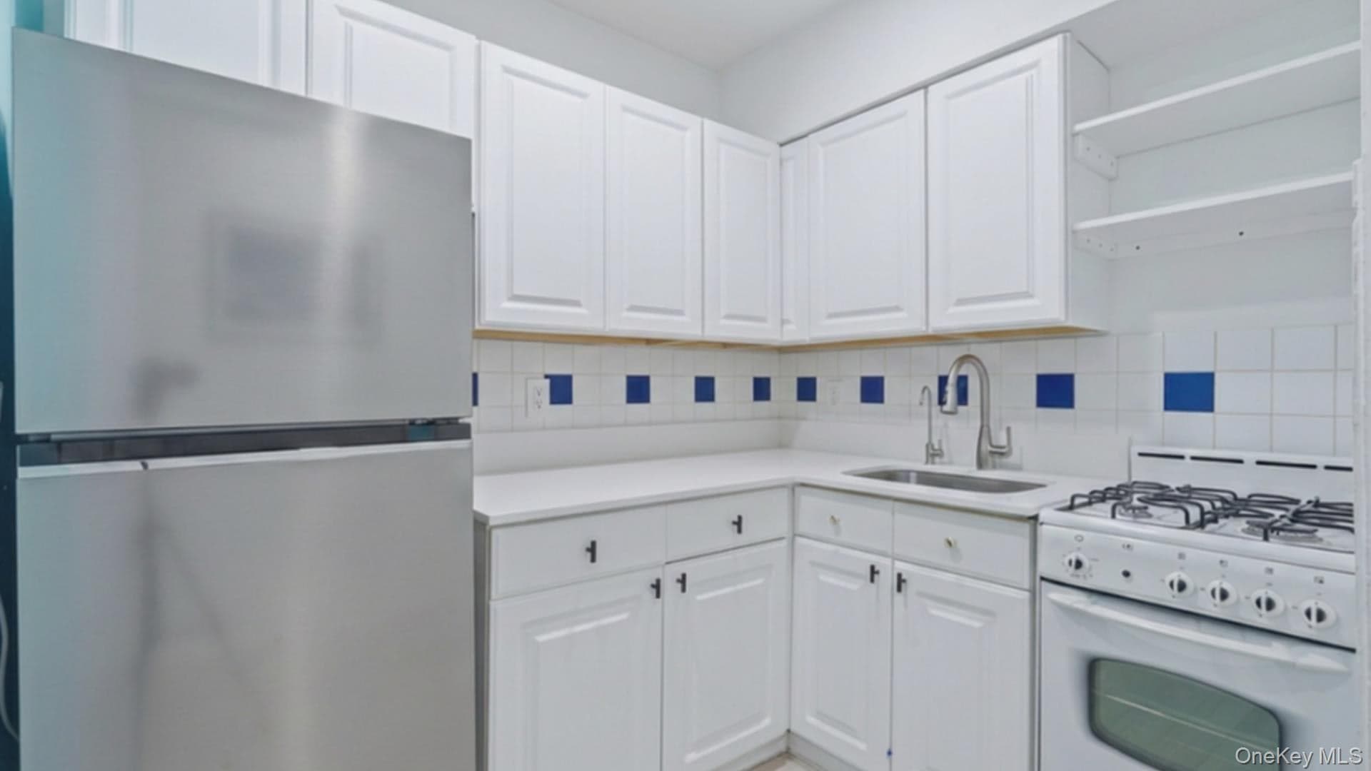 649 2nd Avenue Unit: 2H thumbnail 4
