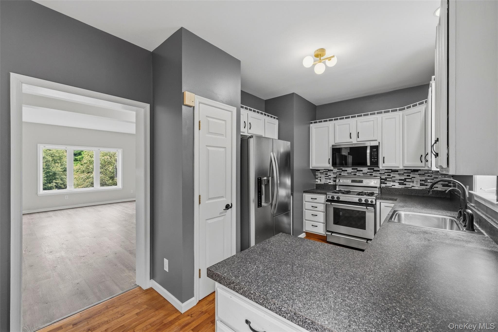60 Rockridge Drive thumbnail 17