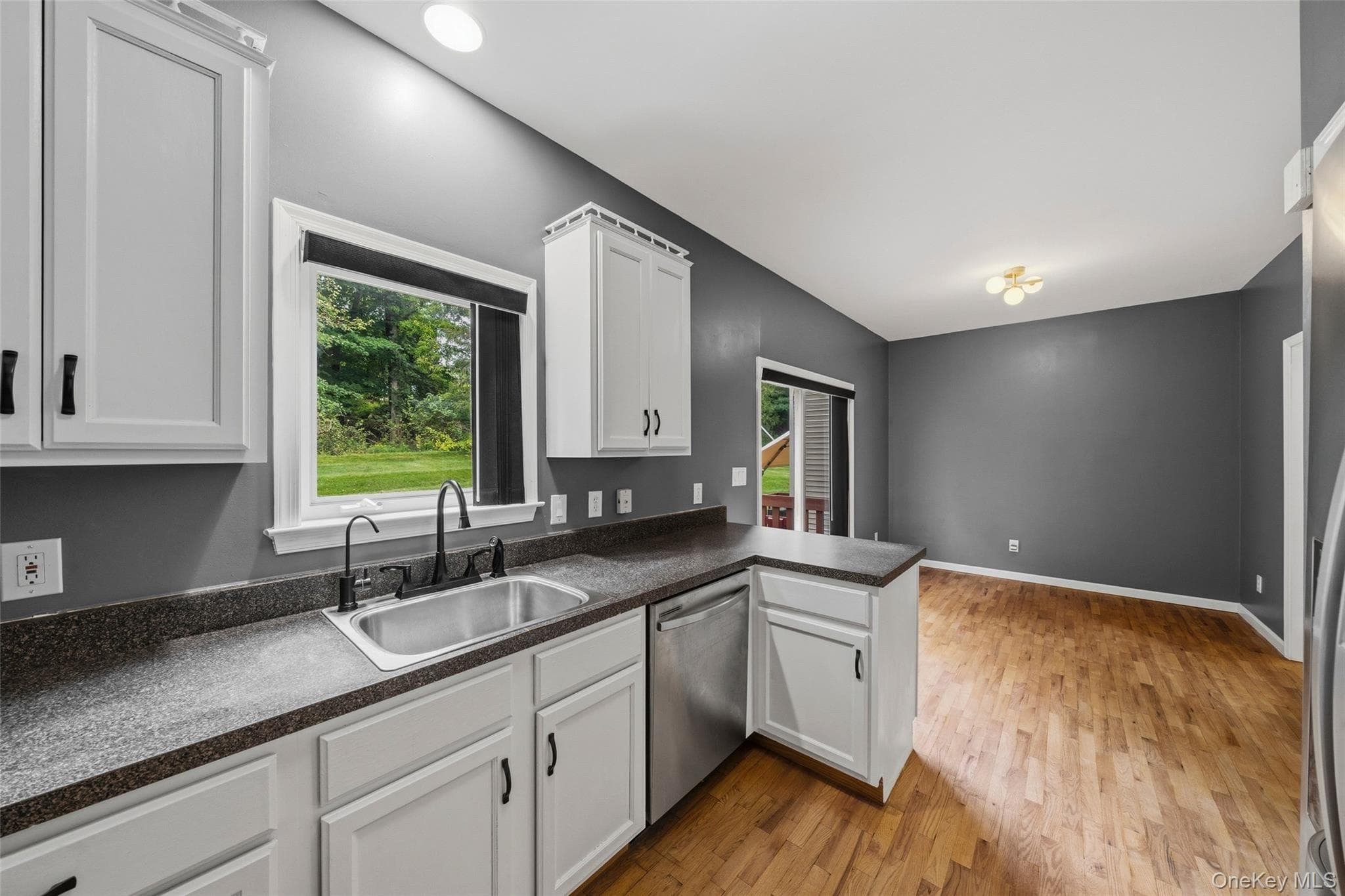 60 Rockridge Drive thumbnail 19