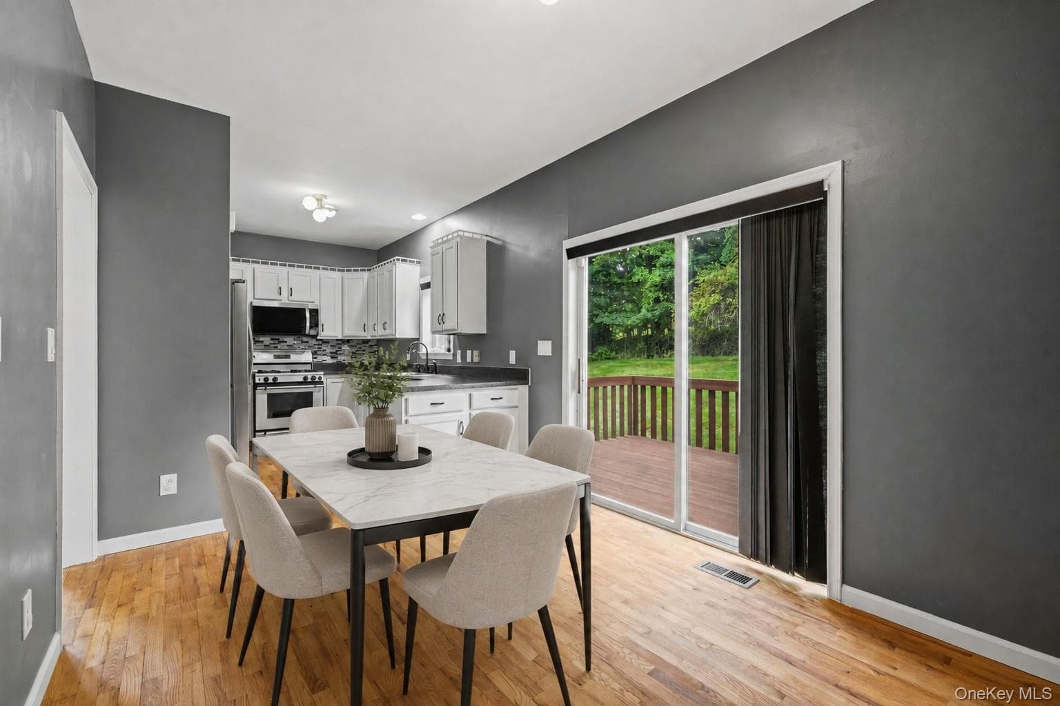 60 Rockridge Drive thumbnail 4