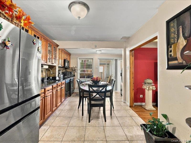 93-13 107th Street thumbnail 4