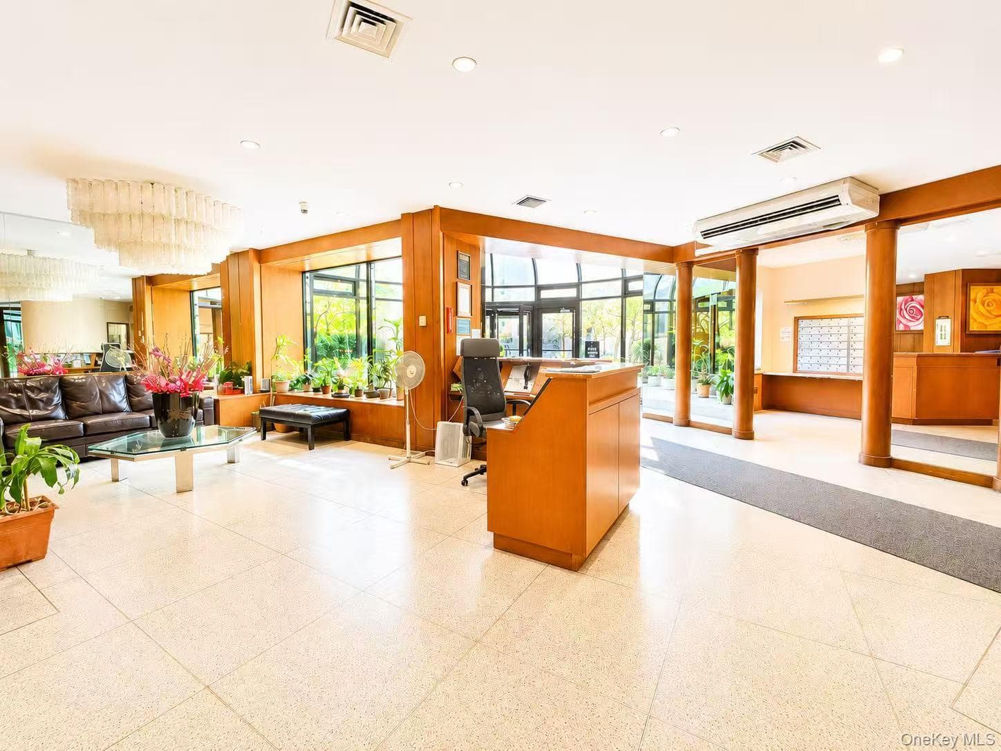 138-35 Elder Avenue Unit: 9C thumbnail 3