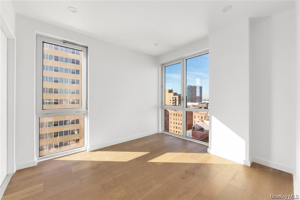 9729 64th Road Unit: 7E thumbnail 2