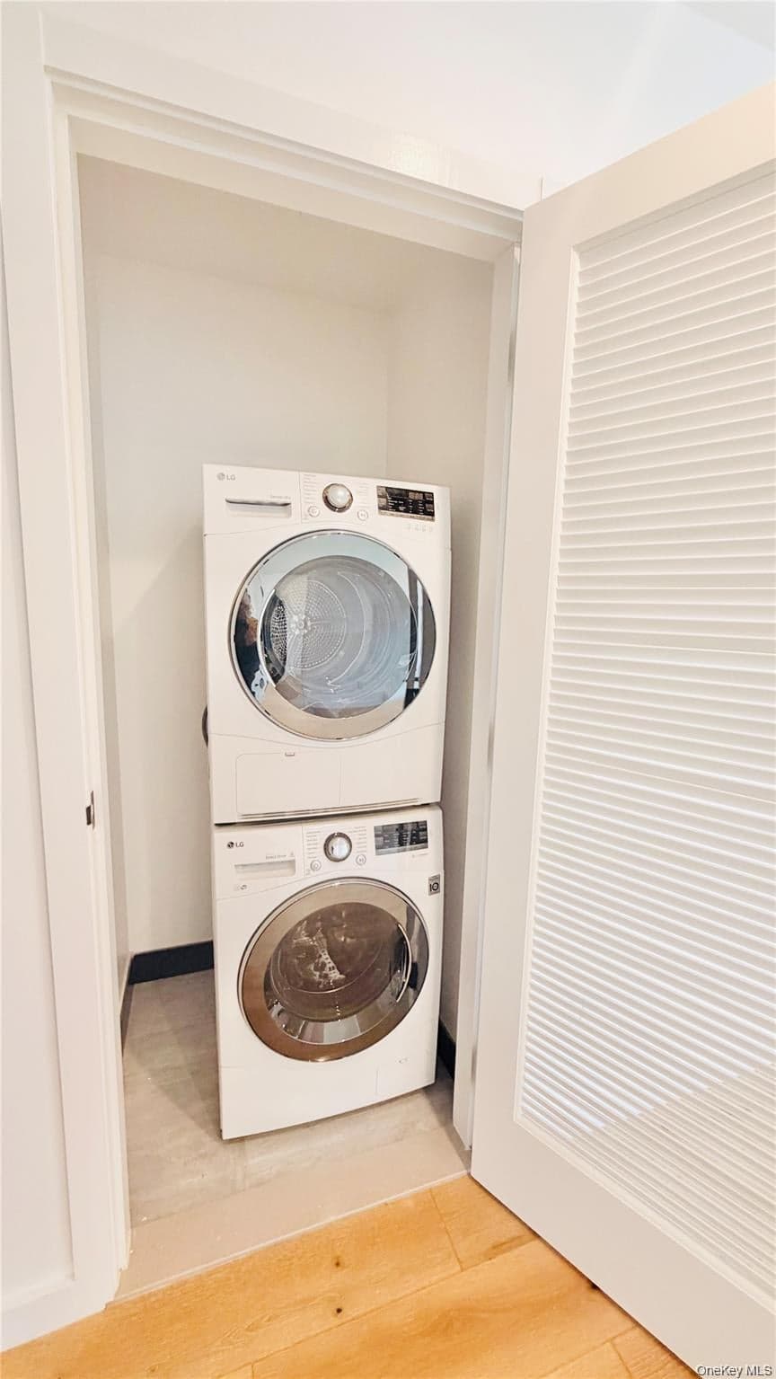 9729 64th Road Unit: 7E thumbnail 9