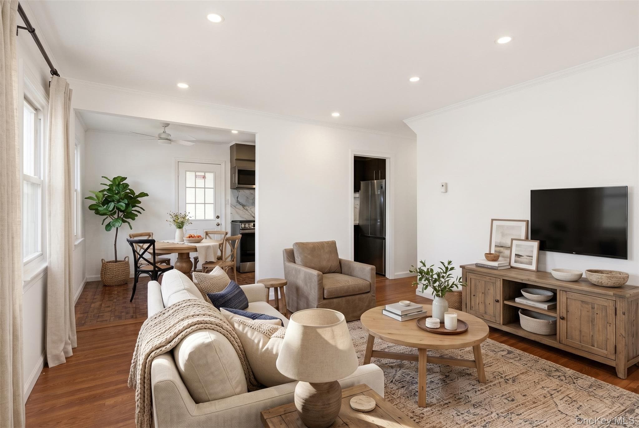 336 Herricks Road thumbnail 7