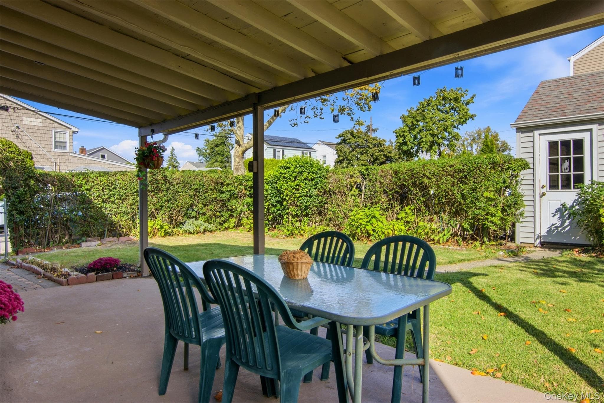 336 Herricks Road thumbnail 27
