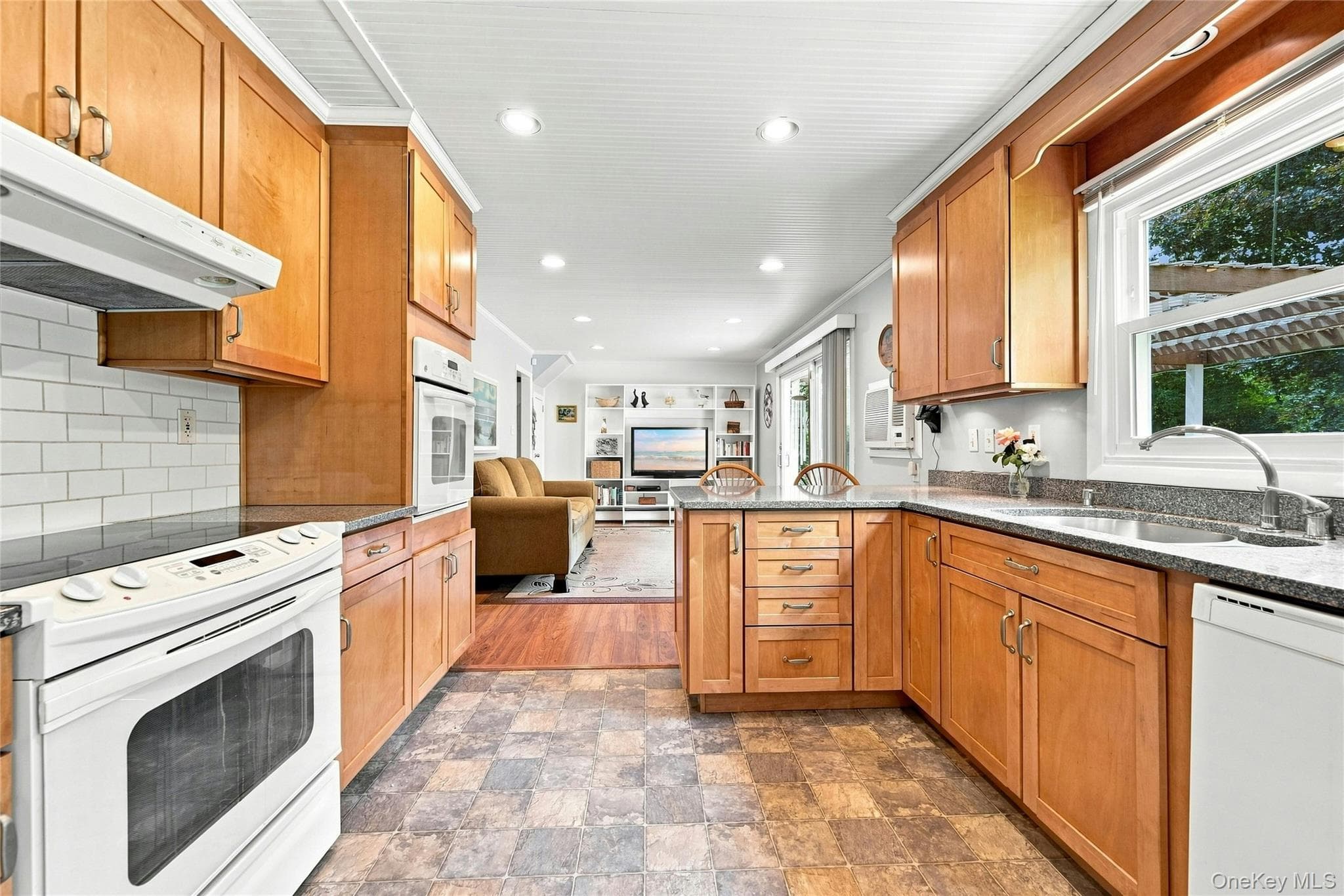 20 Hastings Drive thumbnail 15