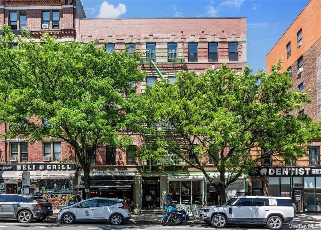 1608 Amsterdam Avenue Unit: 5A, New York (manhattan)