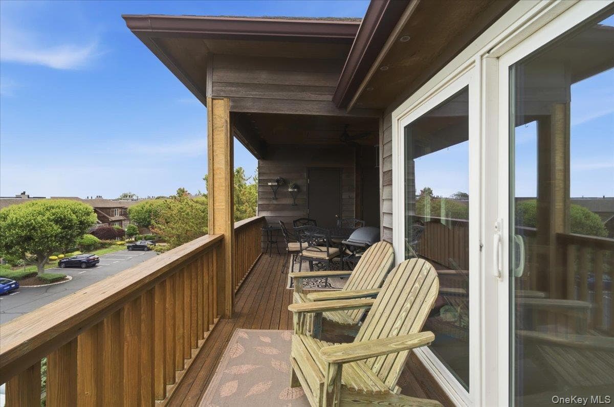 606 Fox Hill Drive thumbnail 30