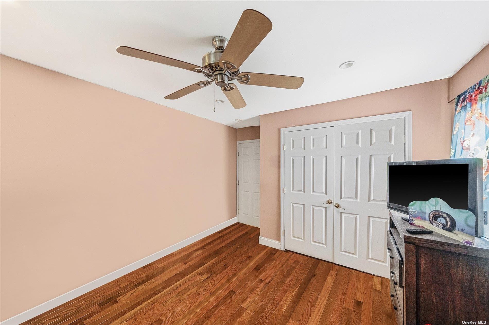 263 N Park Drive thumbnail 17