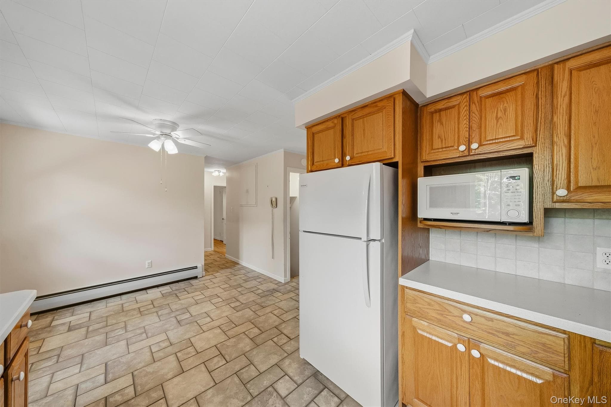 22 Sunrise Heights thumbnail 16