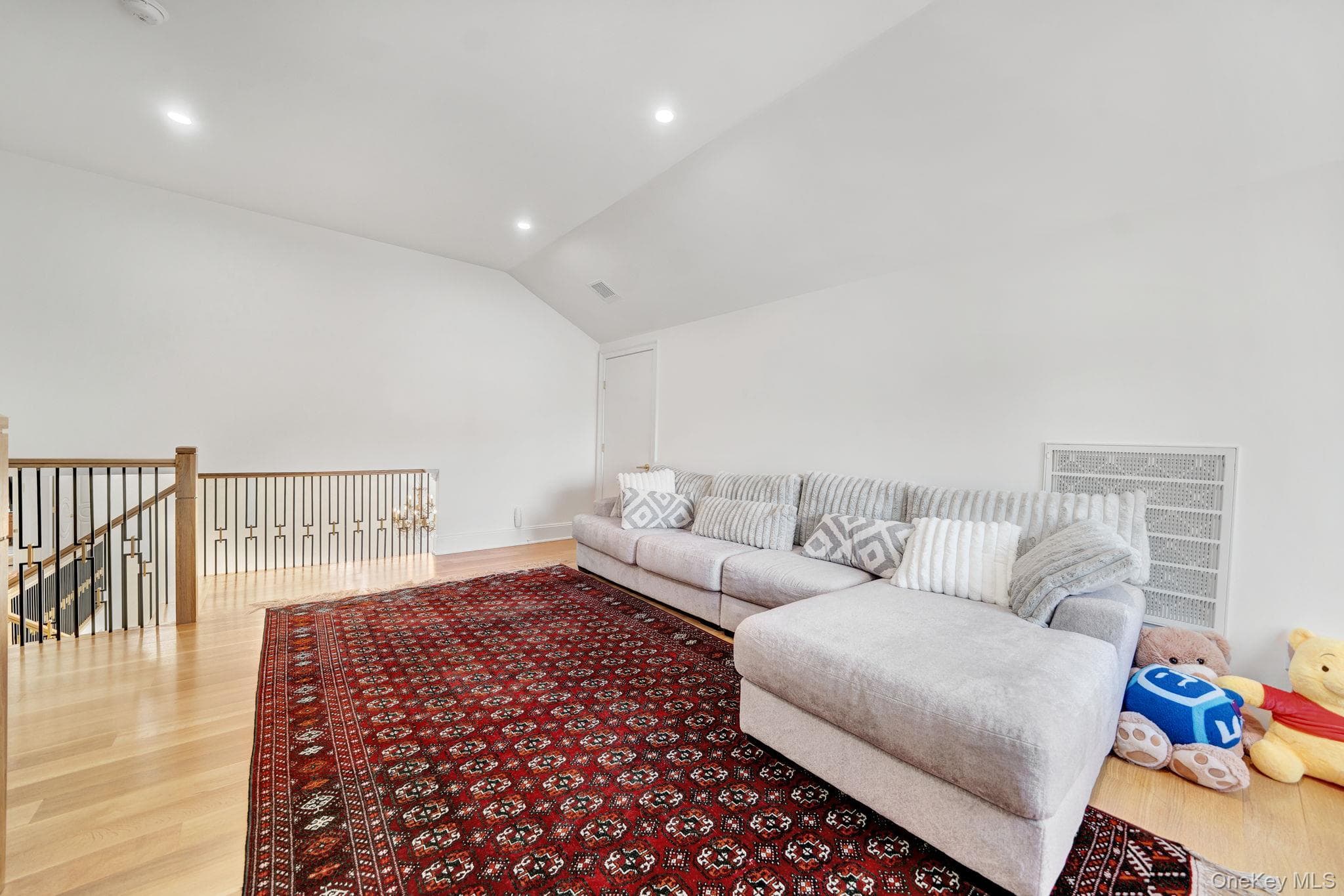 783 Oakleigh Road thumbnail 27