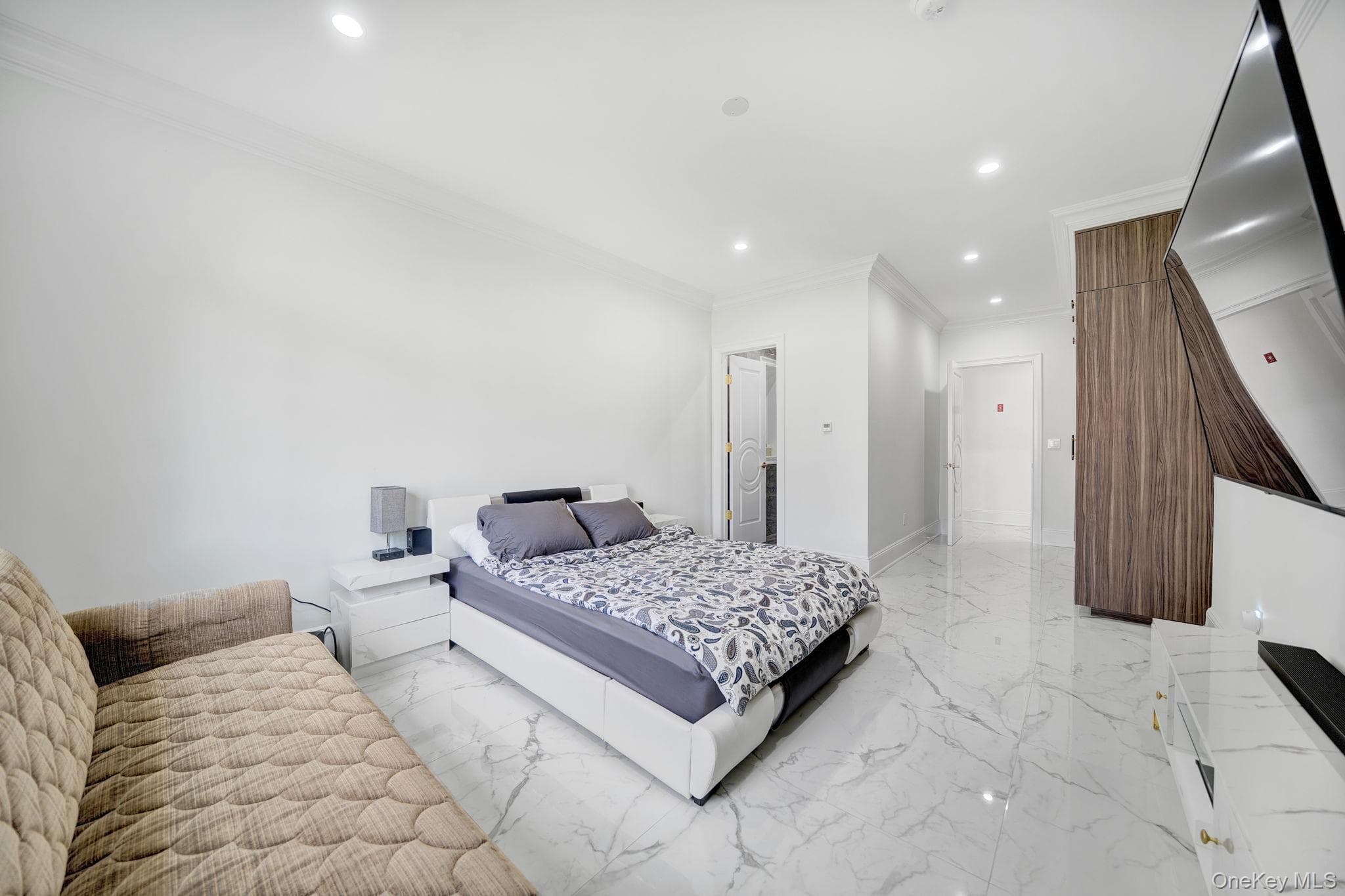 783 Oakleigh Road thumbnail 24