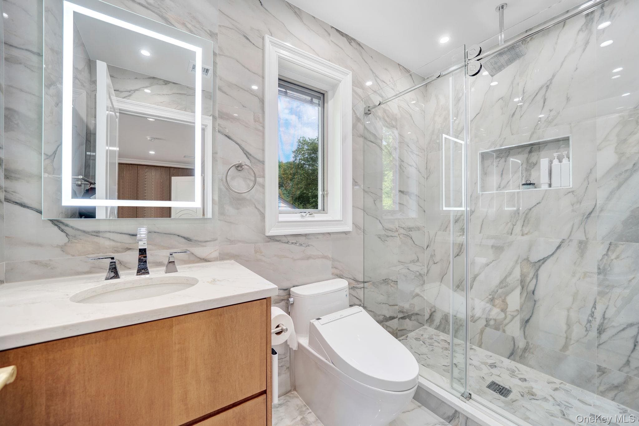 783 Oakleigh Road thumbnail 19
