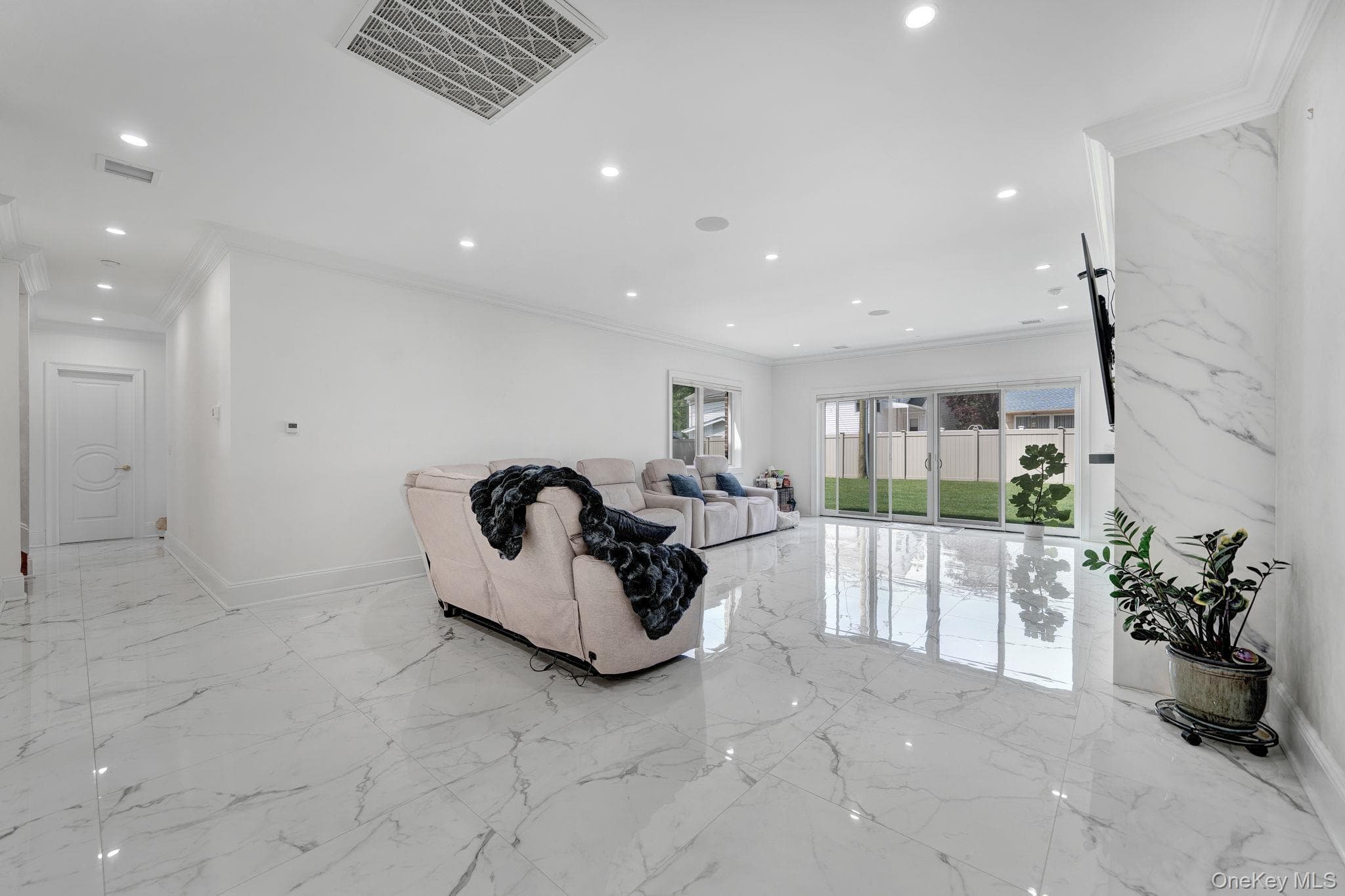 783 Oakleigh Road thumbnail 32