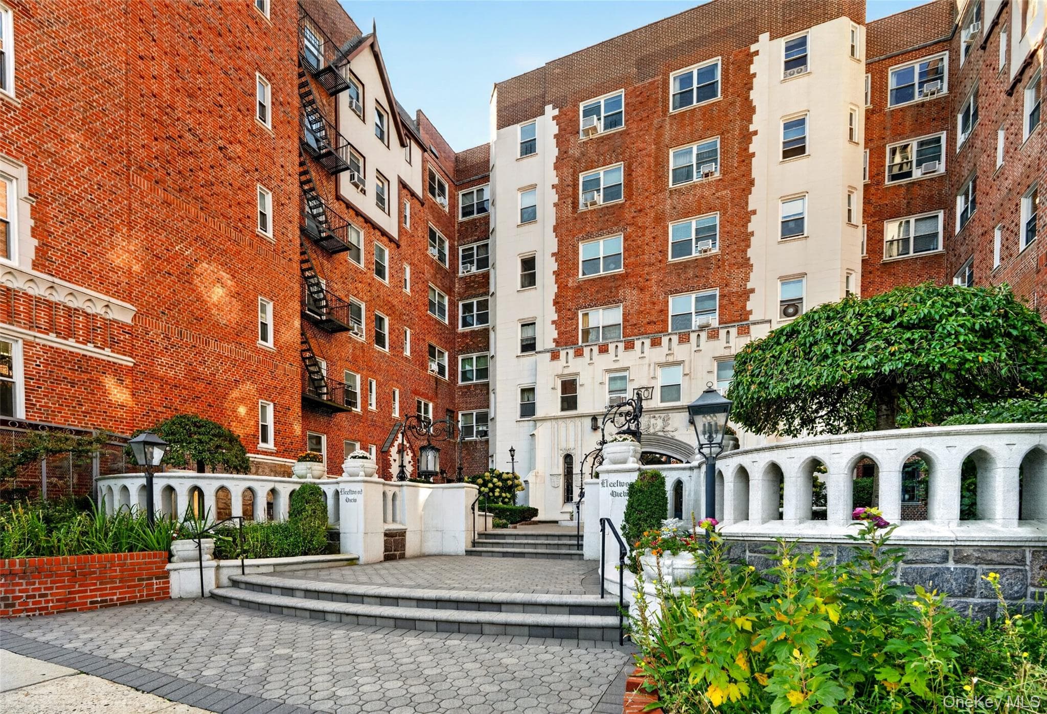 60 Broad Street Unit: 4I thumbnail 2
