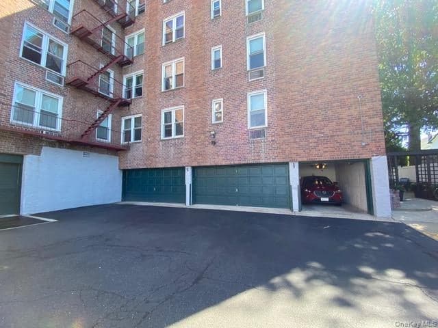 504 Merrick RD Unit: 4M thumbnail 14