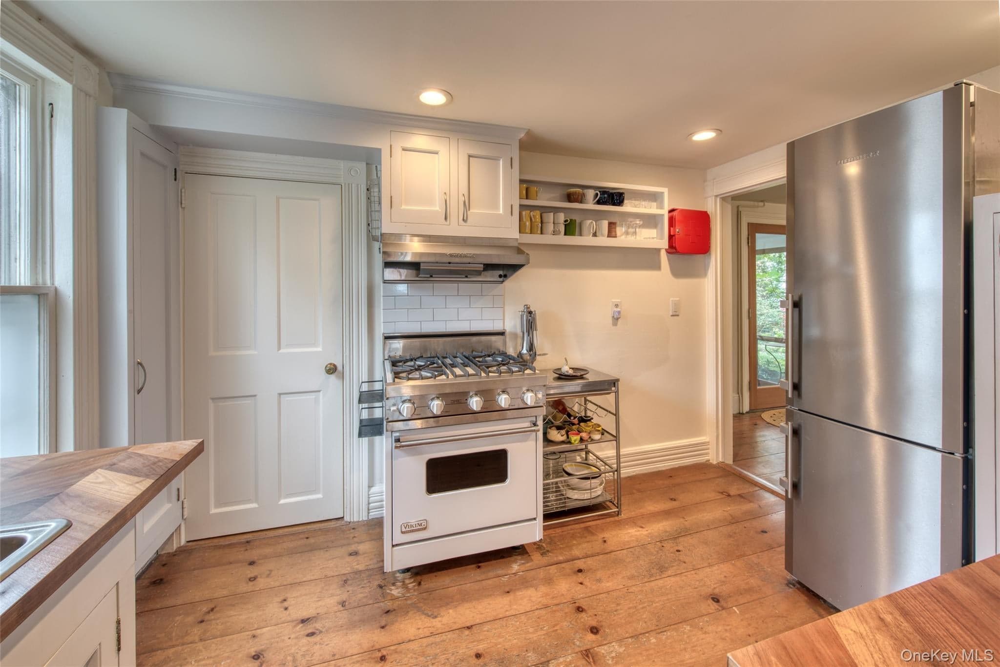 1405 Village Lane thumbnail 7